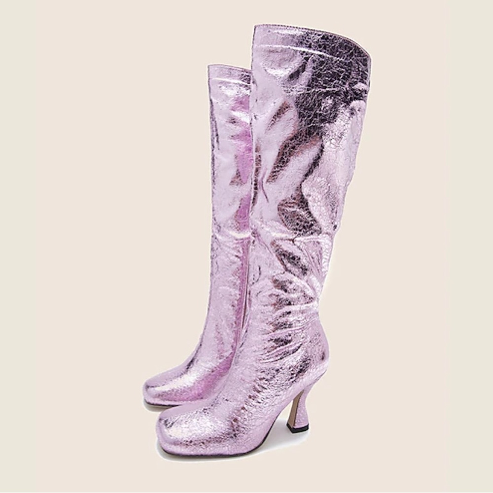 Light purple womens boots sz 8